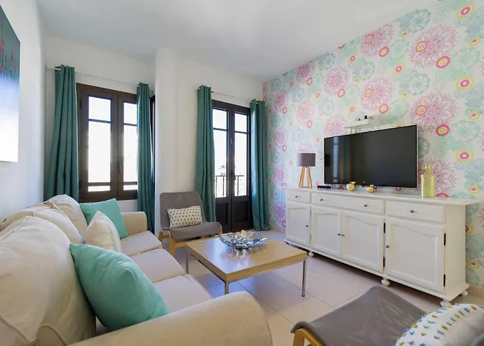 Mahostly Comillas Sc 公寓 *