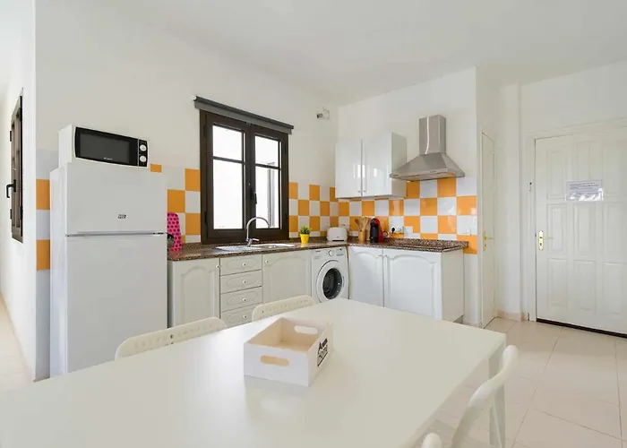 شقة Mahostly Comillas Sc *