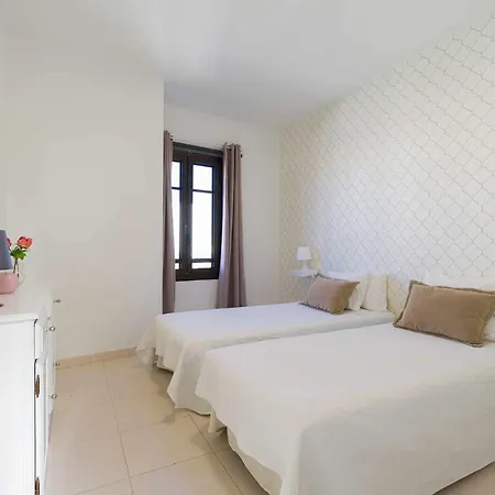 Апартаменты Mahostly Comillas Sc Арресифе